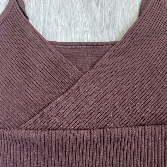 Women's Brown Ribbed Knit Top size small - Picture 2 of 5
